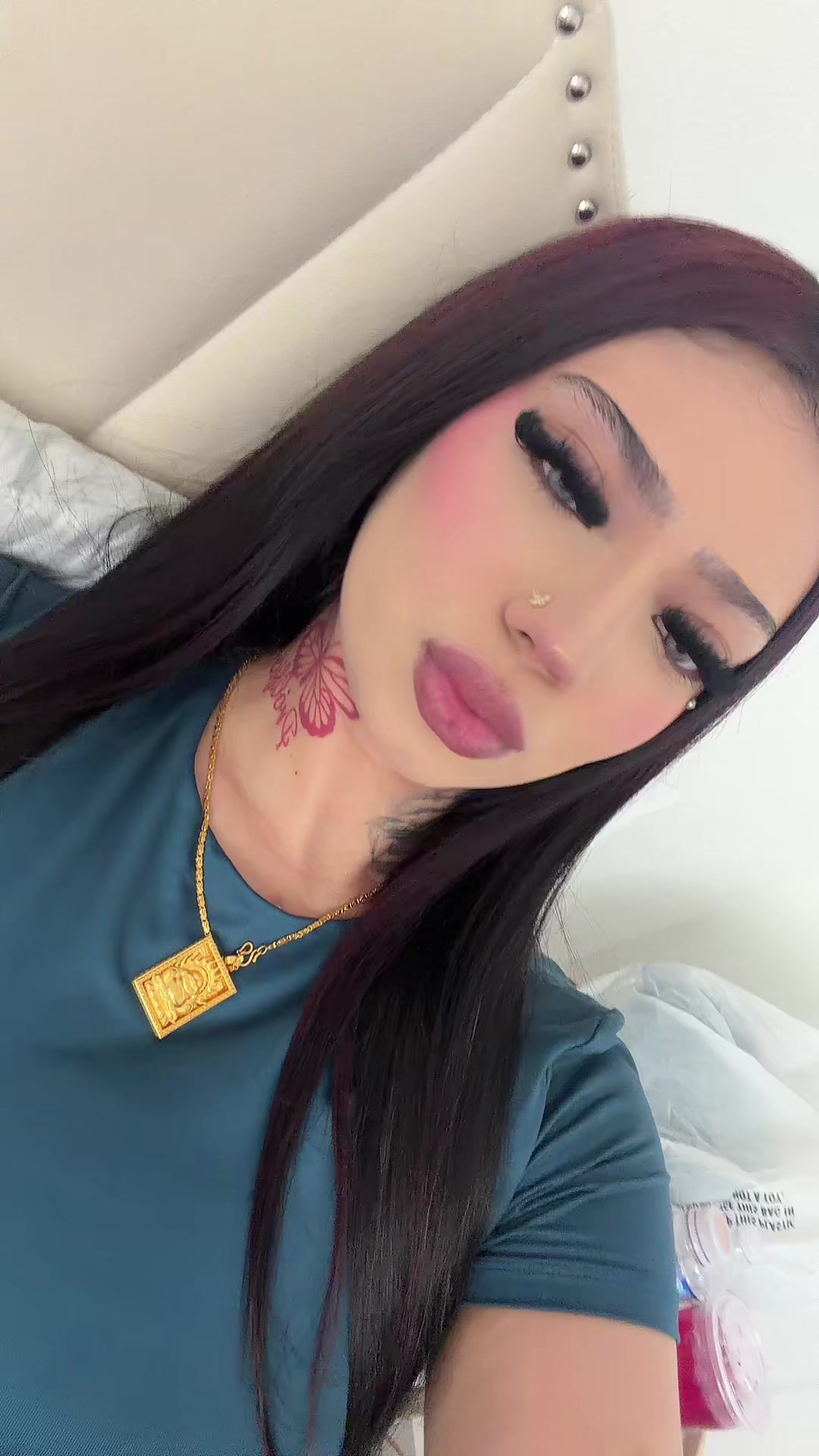 @Aysslin
