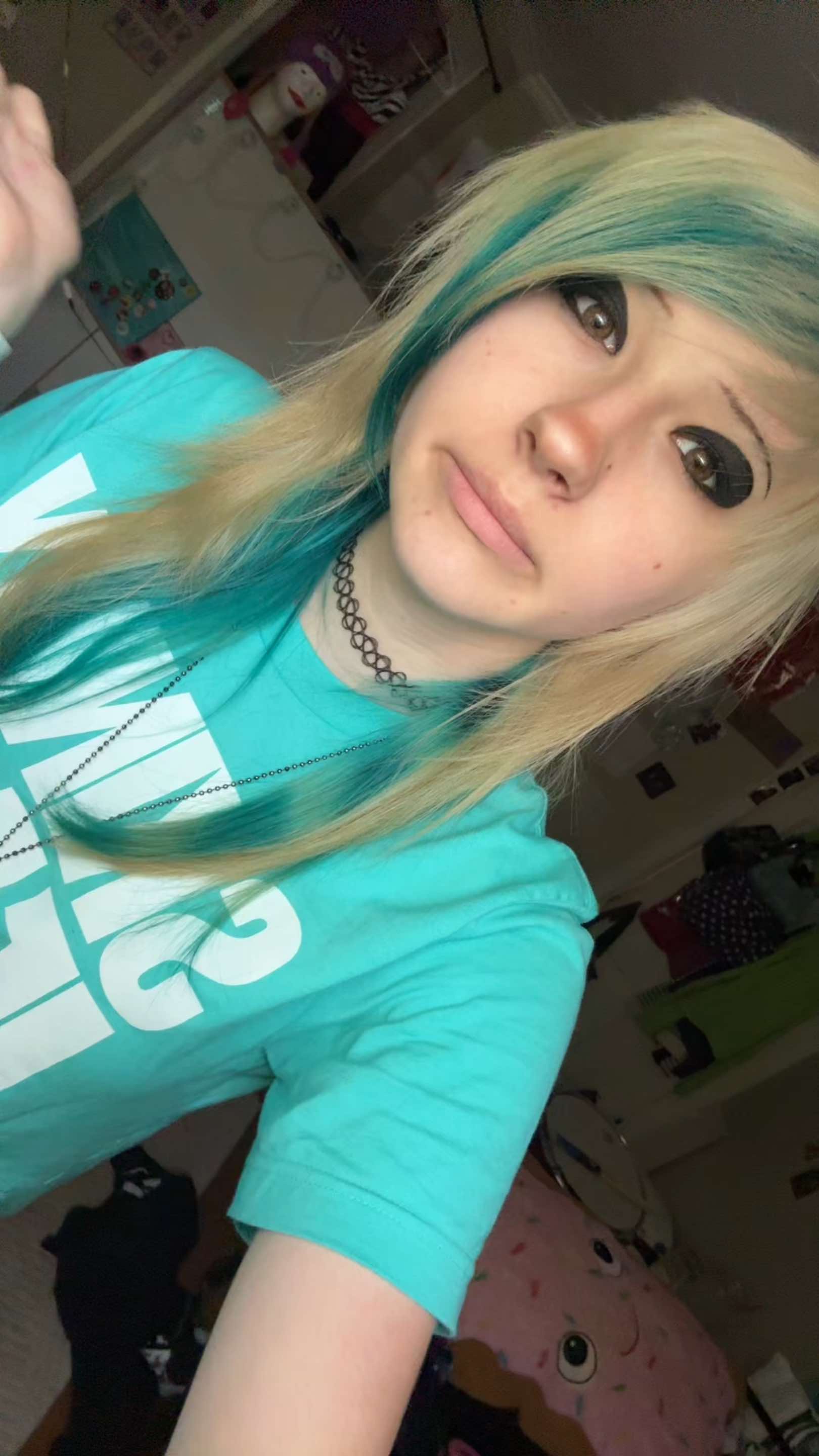 @🧁🍭Ellamayo💎☮️