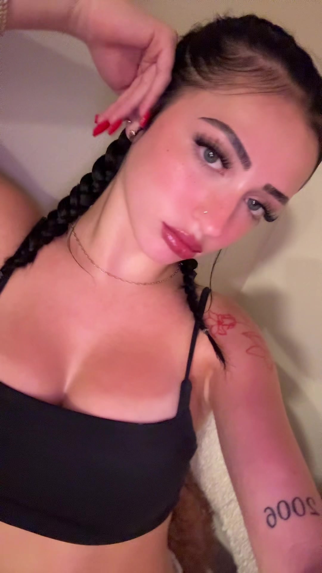@Kiki