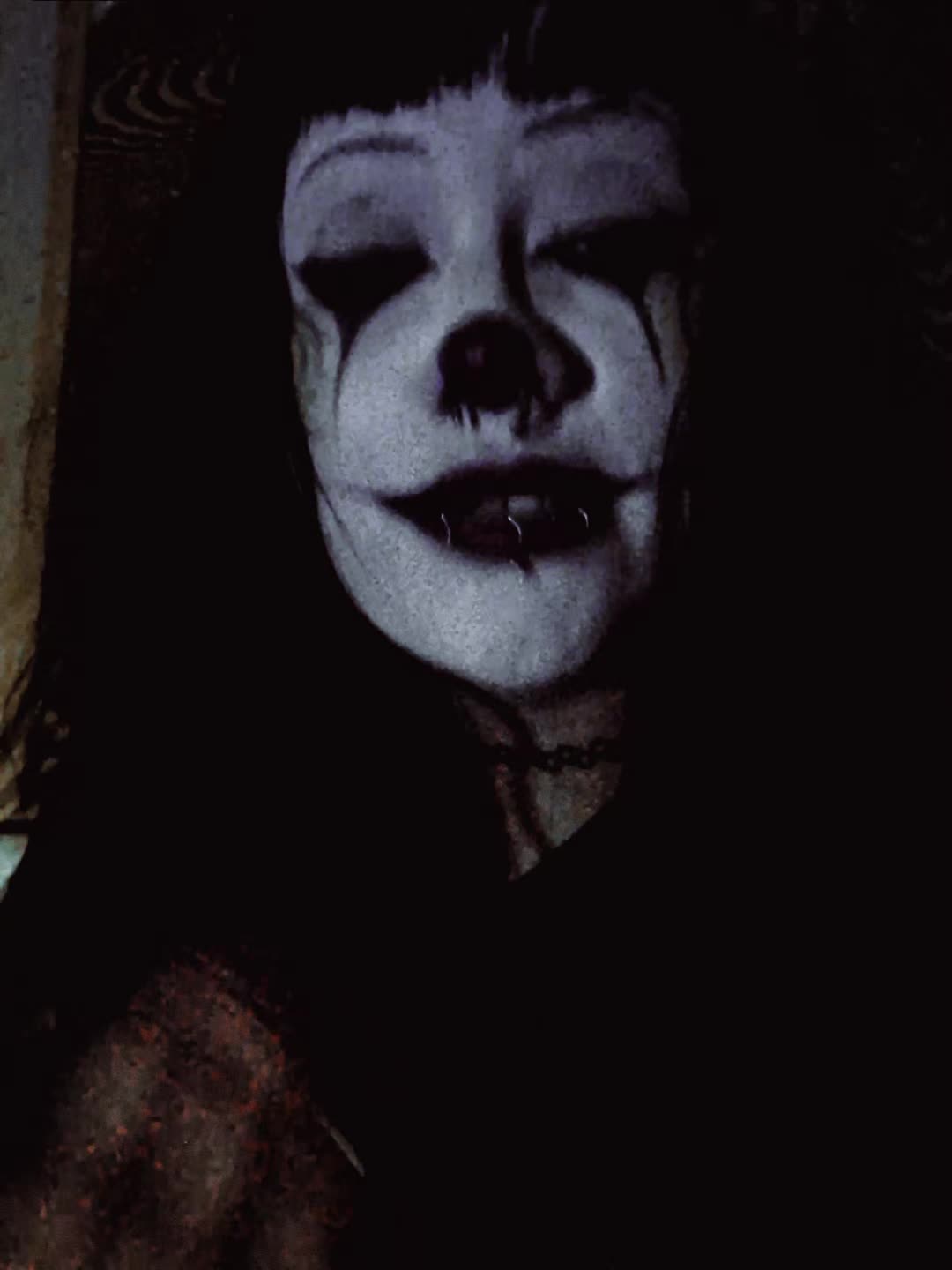 @ClownGutz🤡