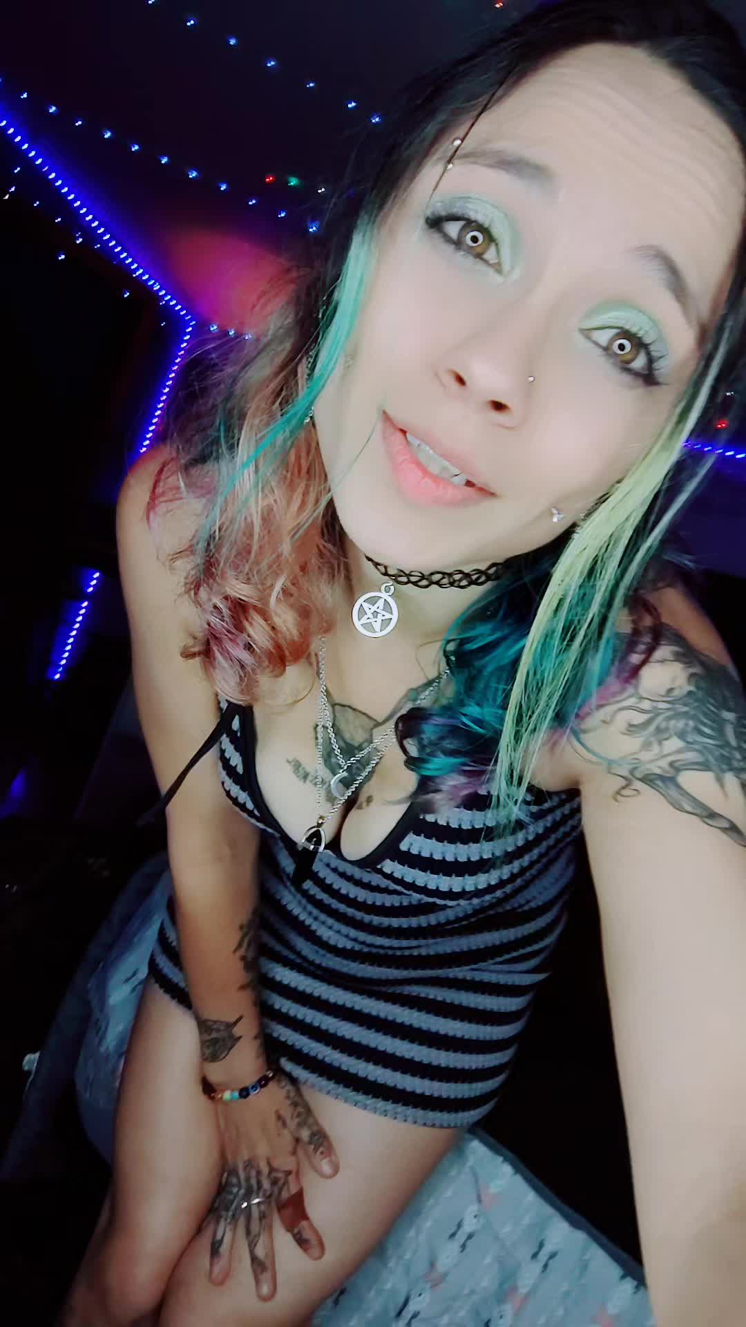 @♓XxSavageSirenxXx💜