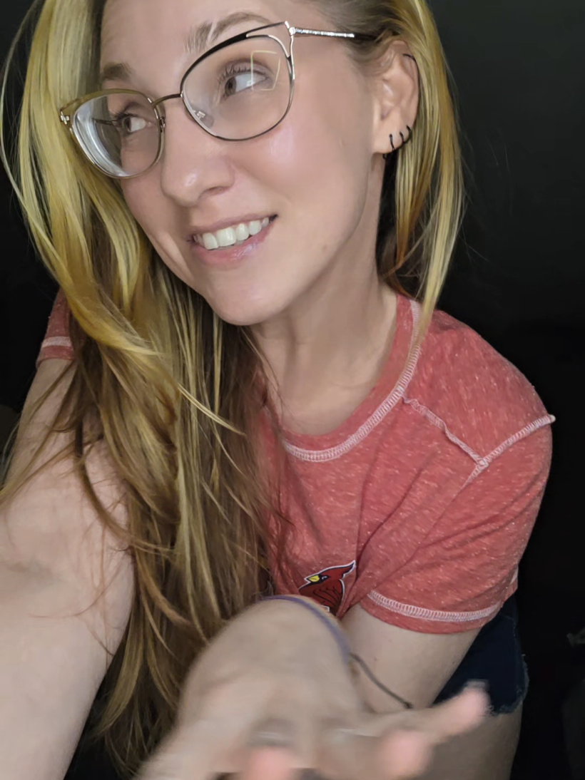 @HayAnna