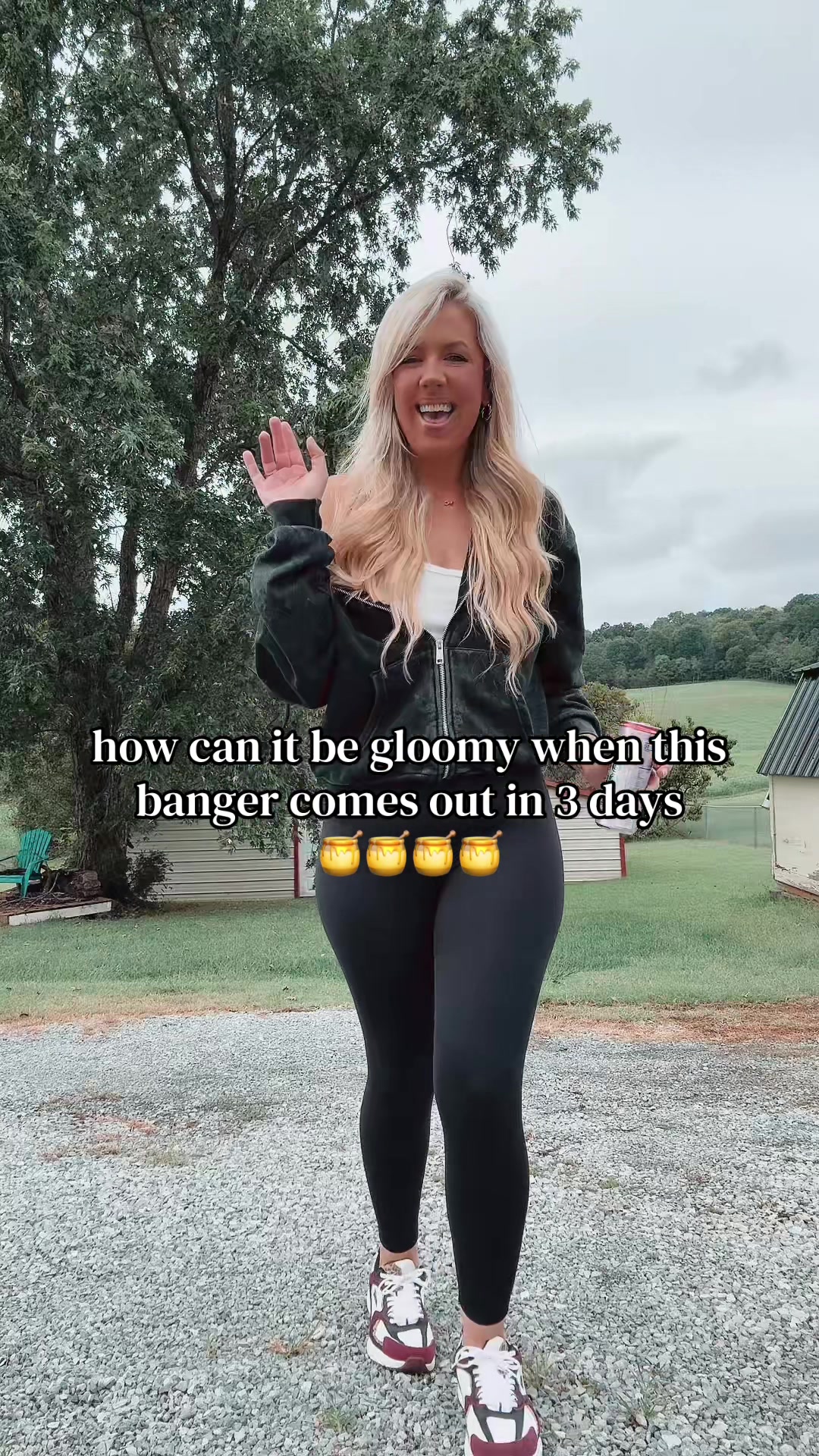 @lindsfoxx