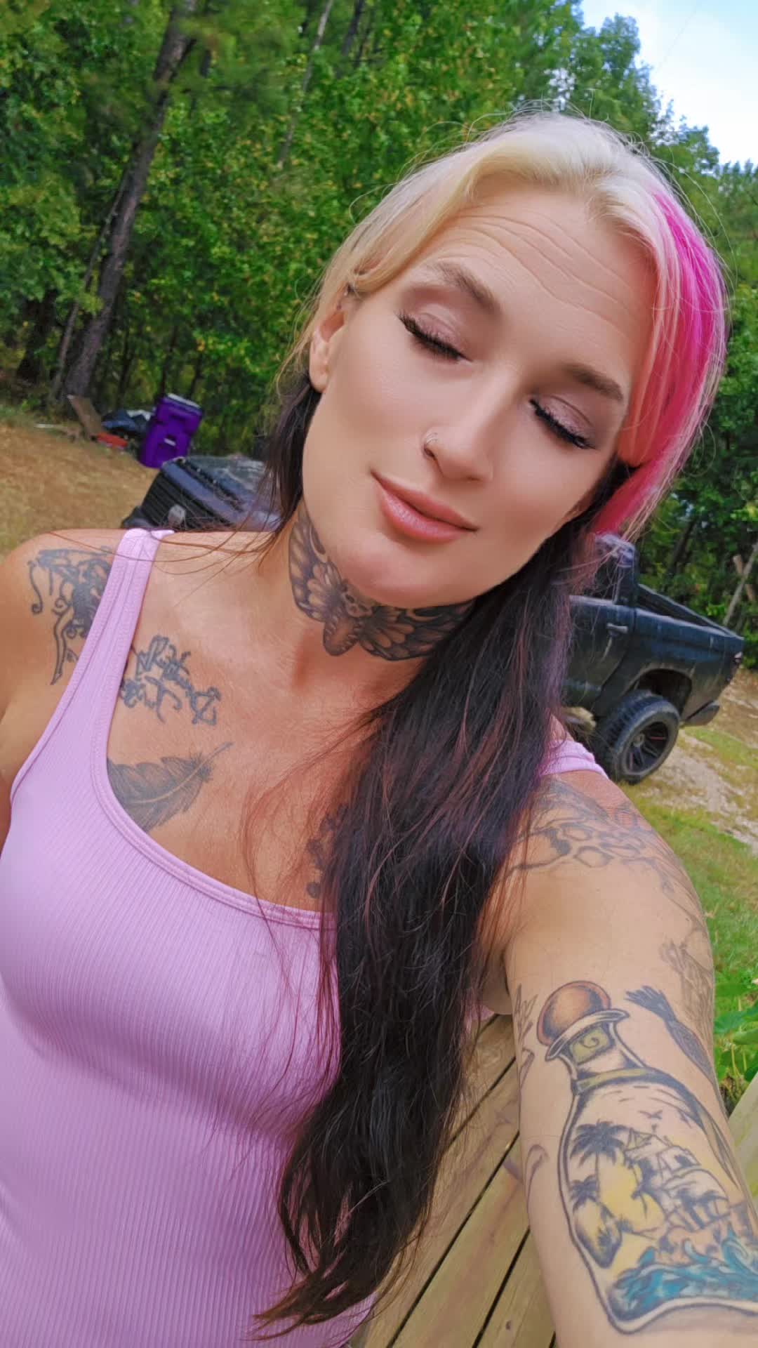 @🍍yagirlTrouble83🍍