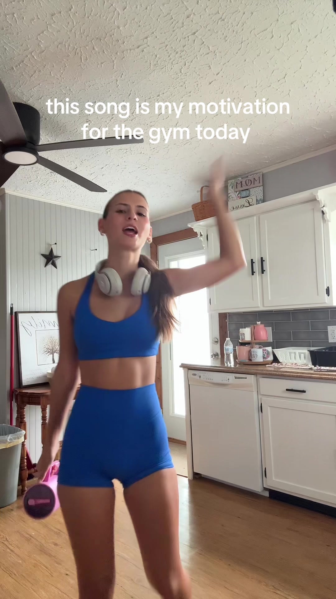 @🩷