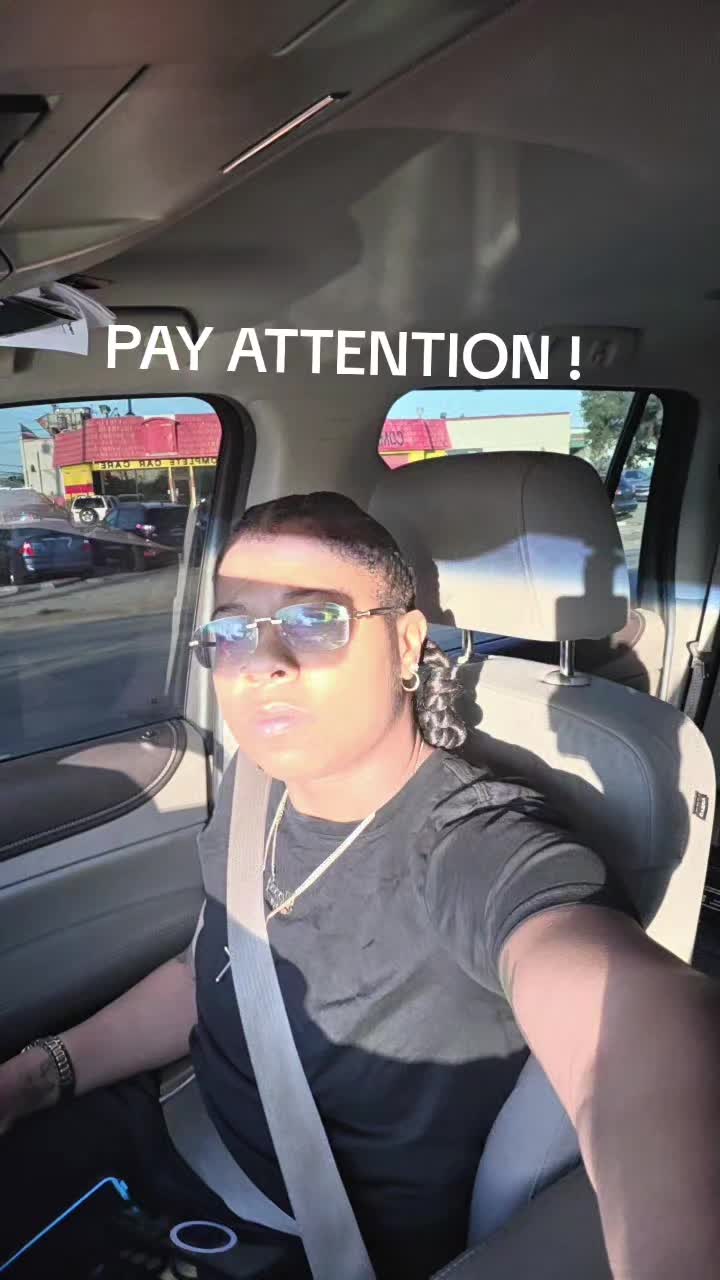 @Girl Flexxx The Dom