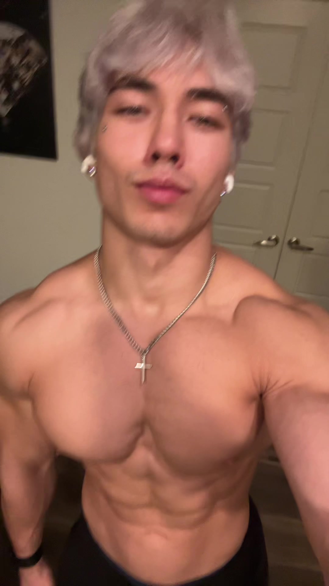 @nikolasyou2