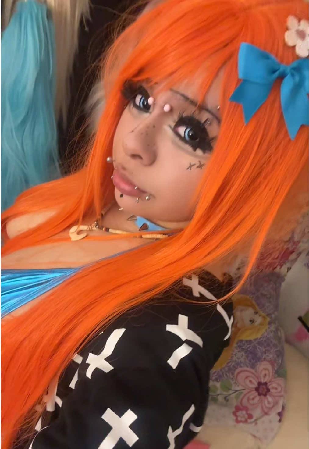 @🧁𐂯