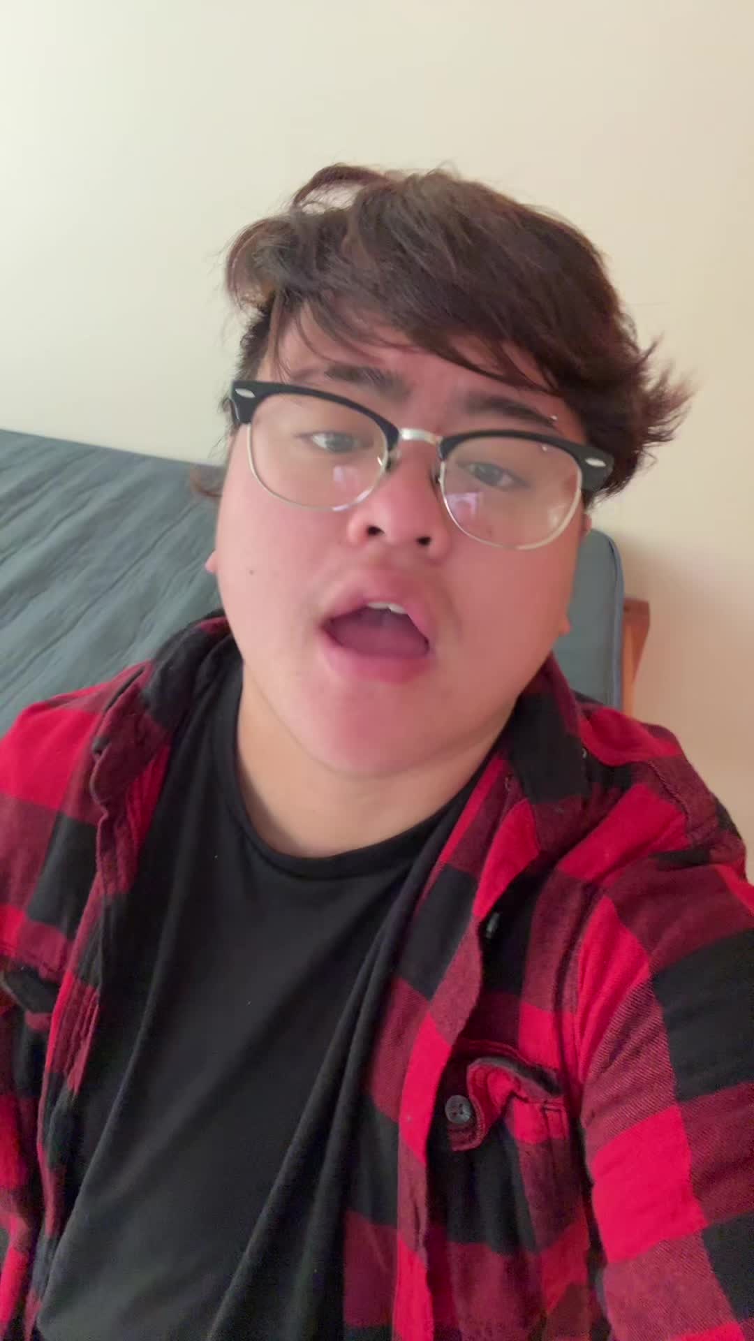 @alek :]