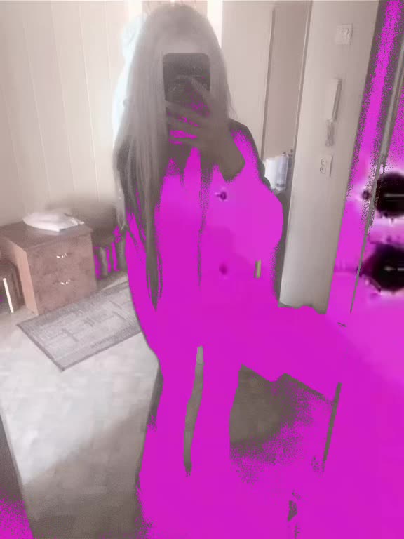 @малолетняя