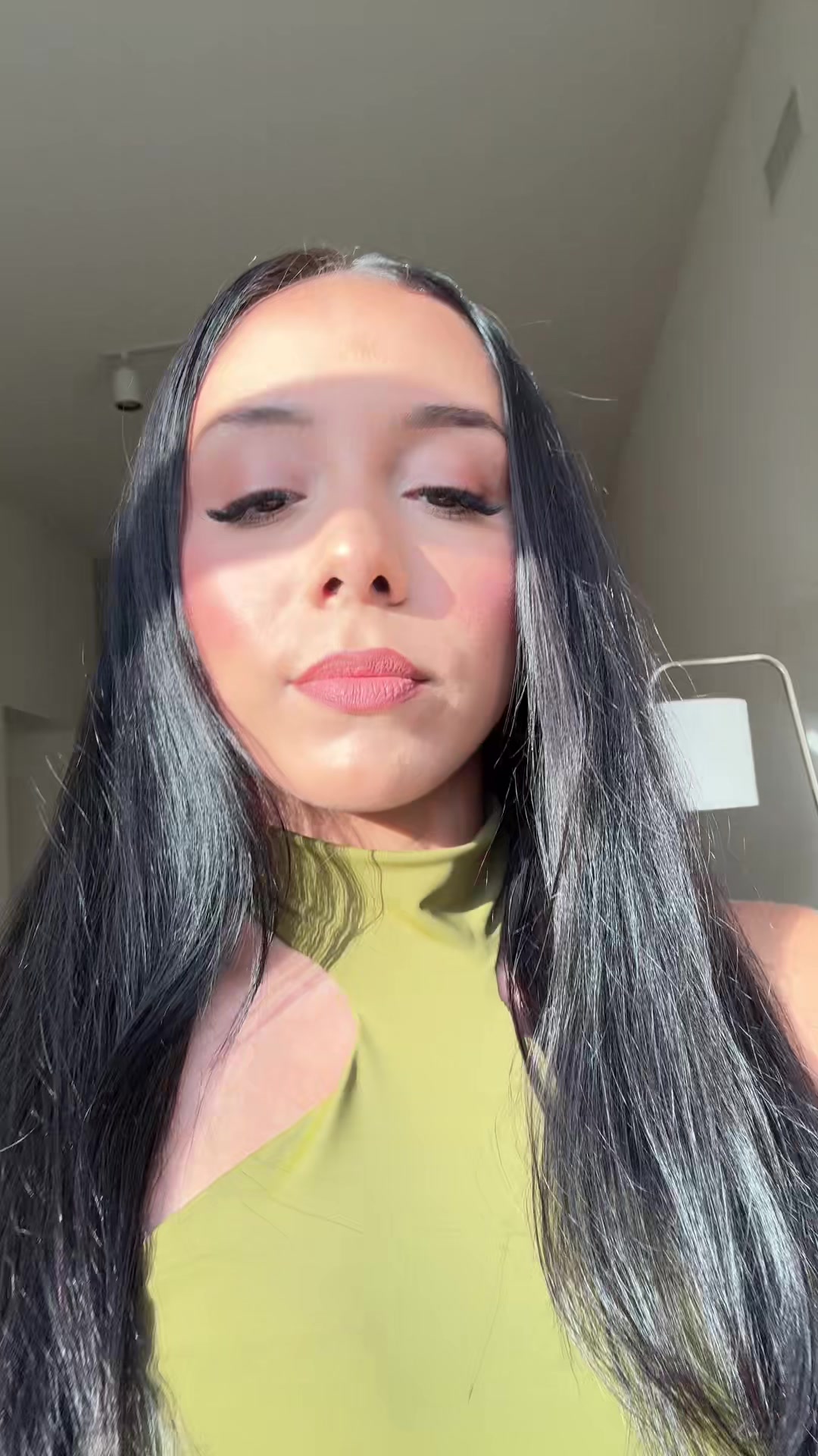 @Nikki