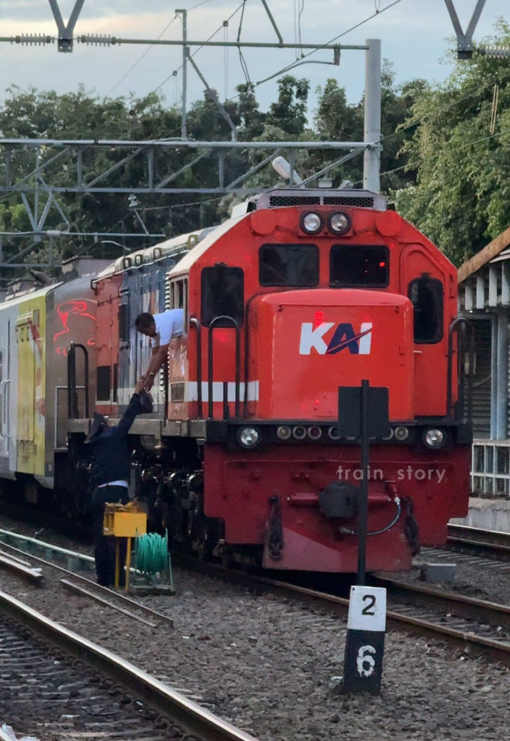 @Train_Story
