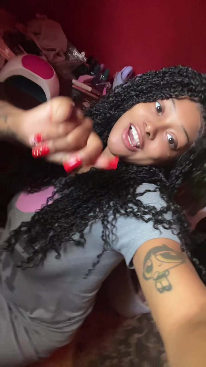 @shayla