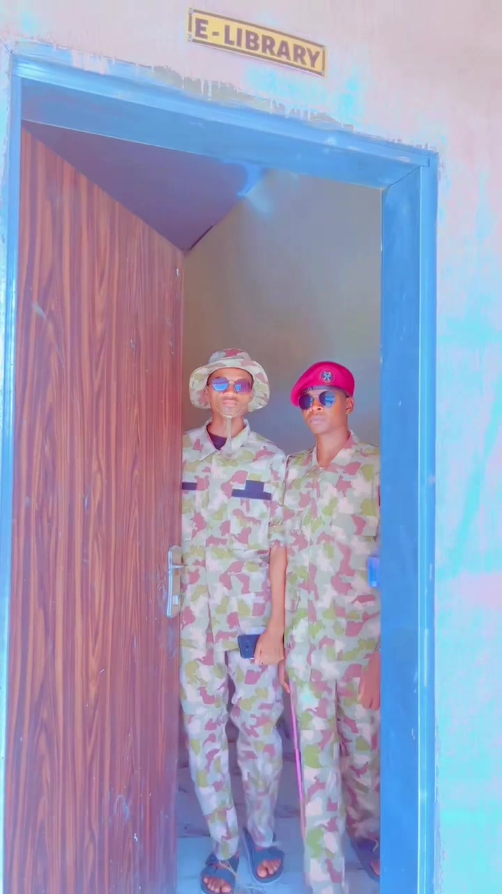 @ARMY KID๐ชโ๐ป