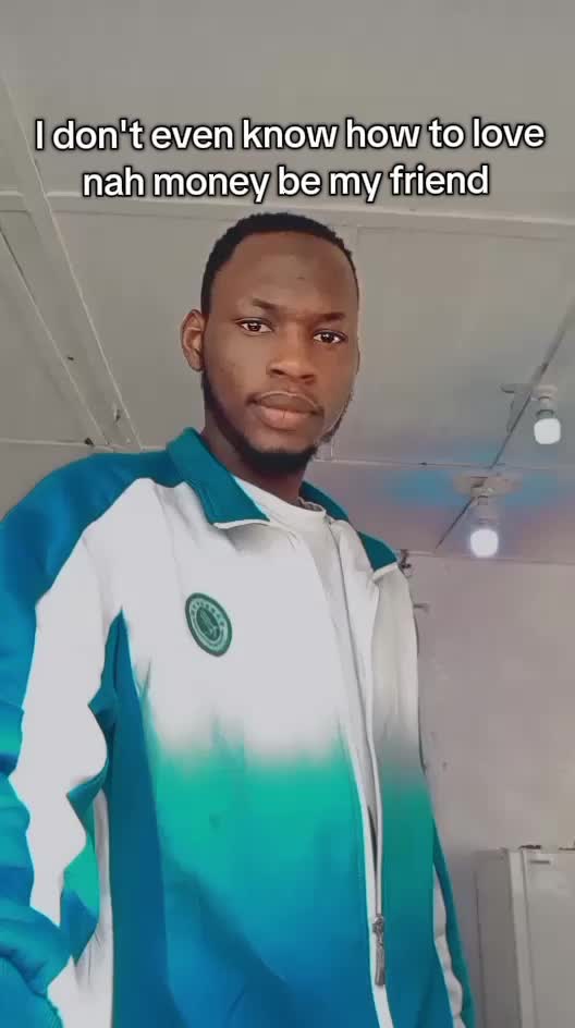 @Graphics and digital marketer