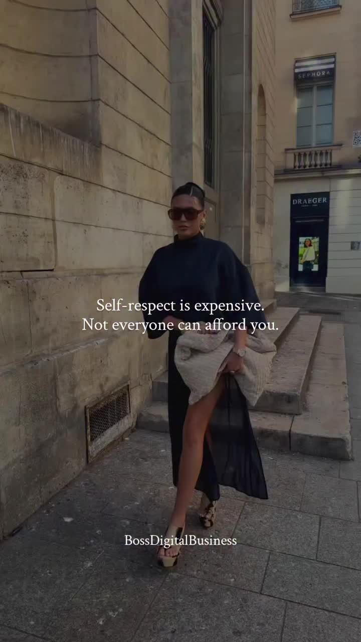 @𝓐𝓷𝓪୨୧