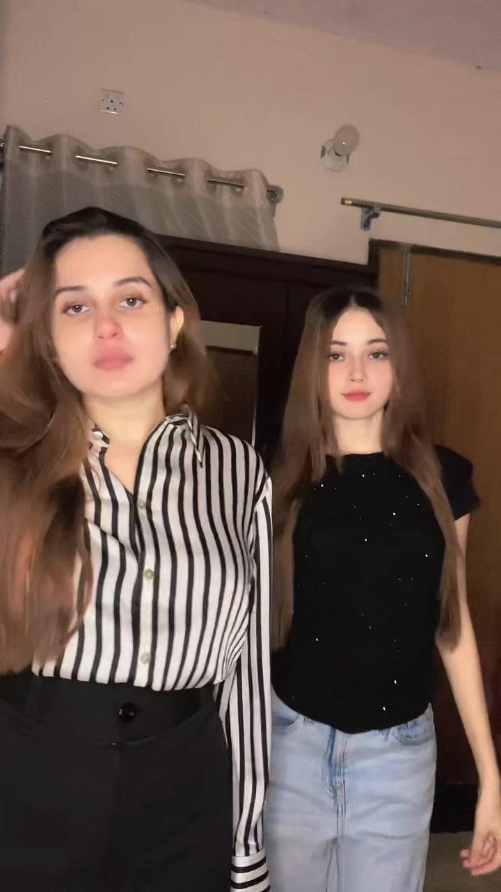 @🧚♀️✨-RI CH I -✨🧚♀️