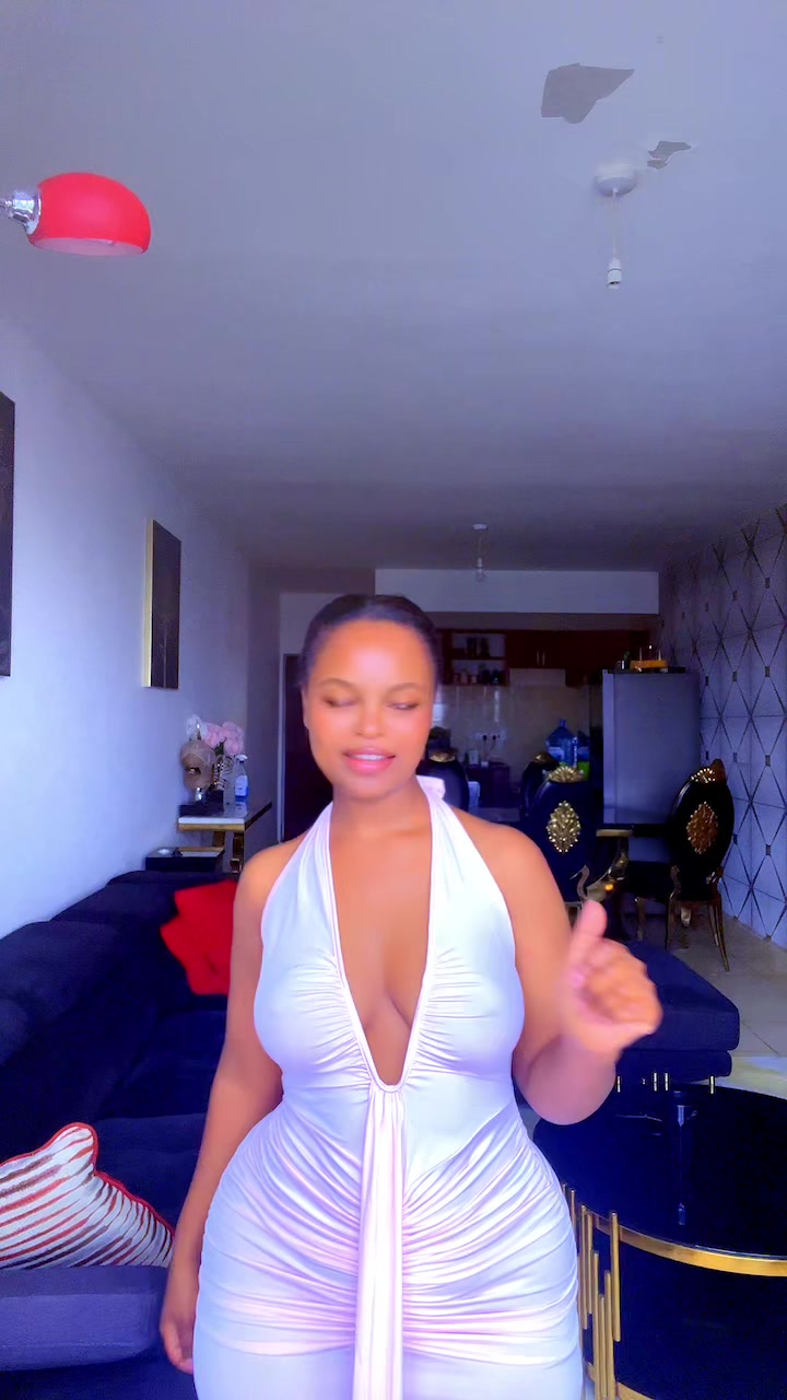 @Miss♌️Cute Kay🤎🩶