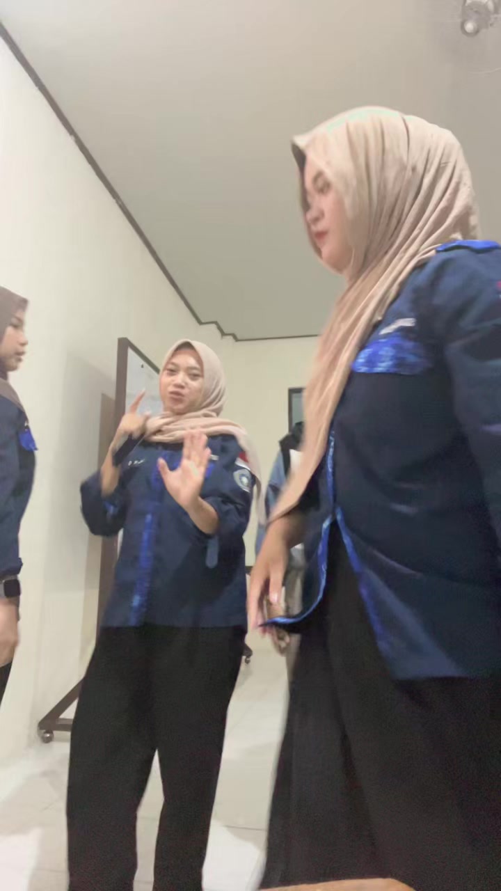 @Risha || Gen Z Ber-Usaha