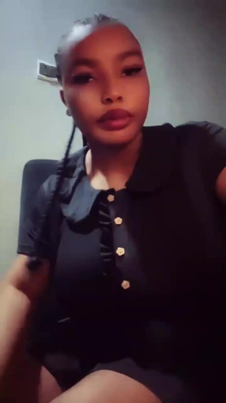 @꧁𝓣𝓲𝓽𝓲 ꧂🥹❤️