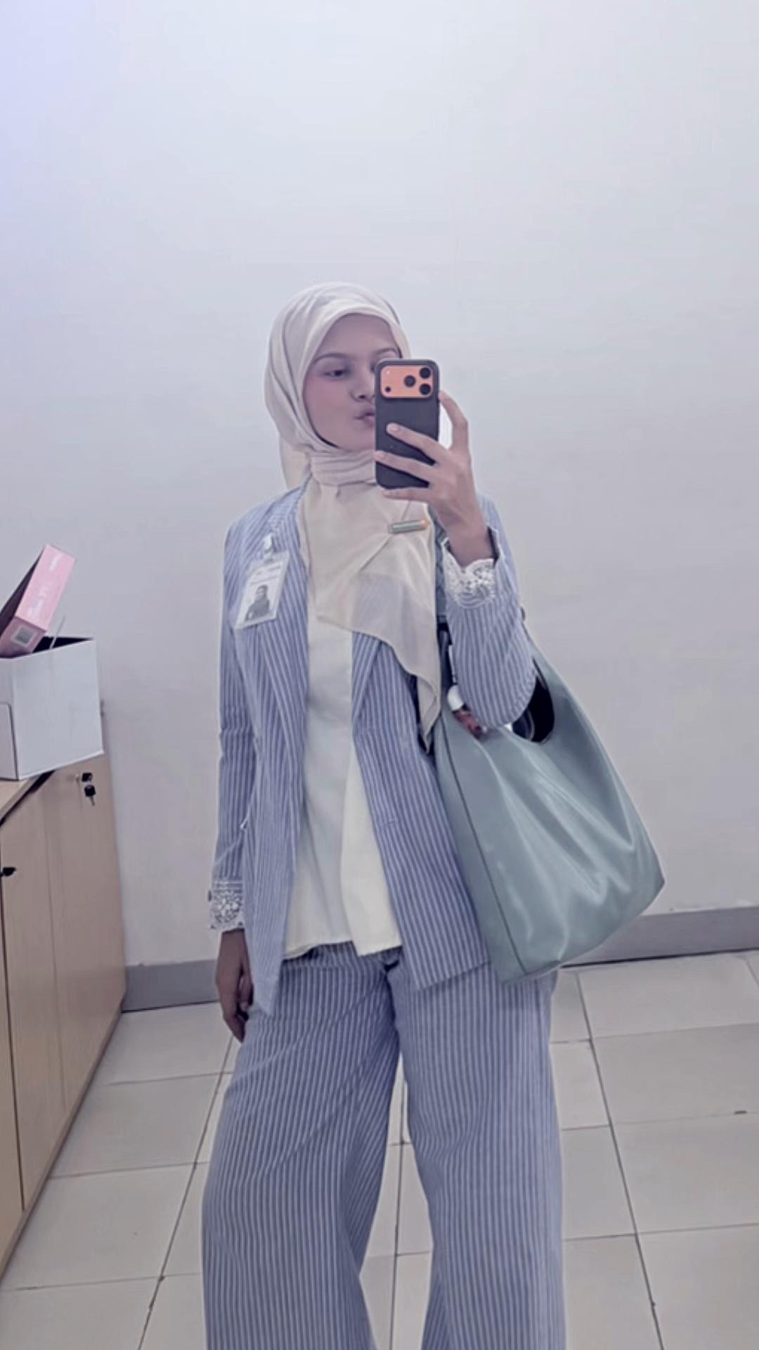 @Titaaa