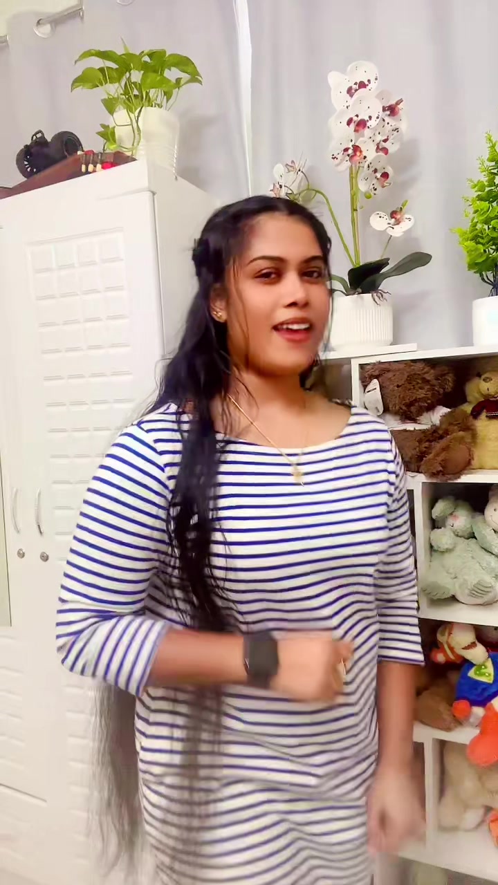 @Hiru_bestey 🎶__ 😍