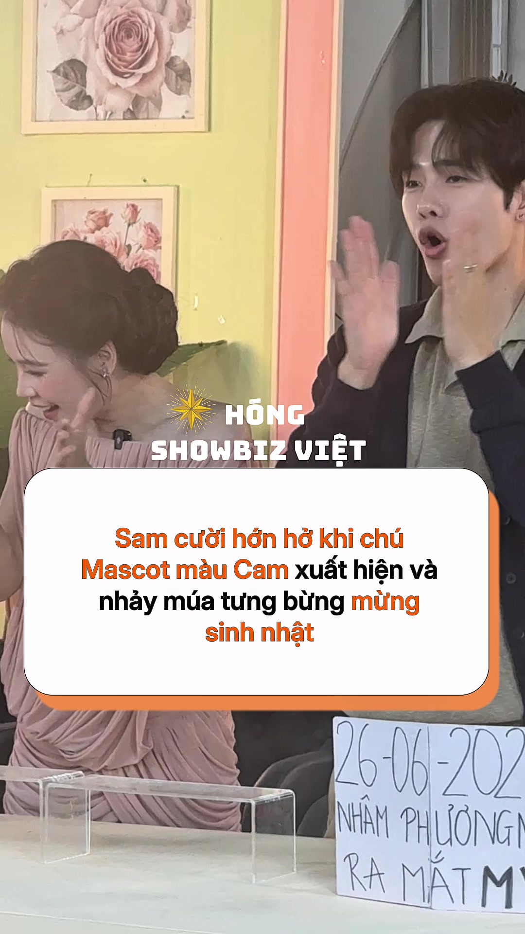 @H&oacute;ng Showbiz Việt