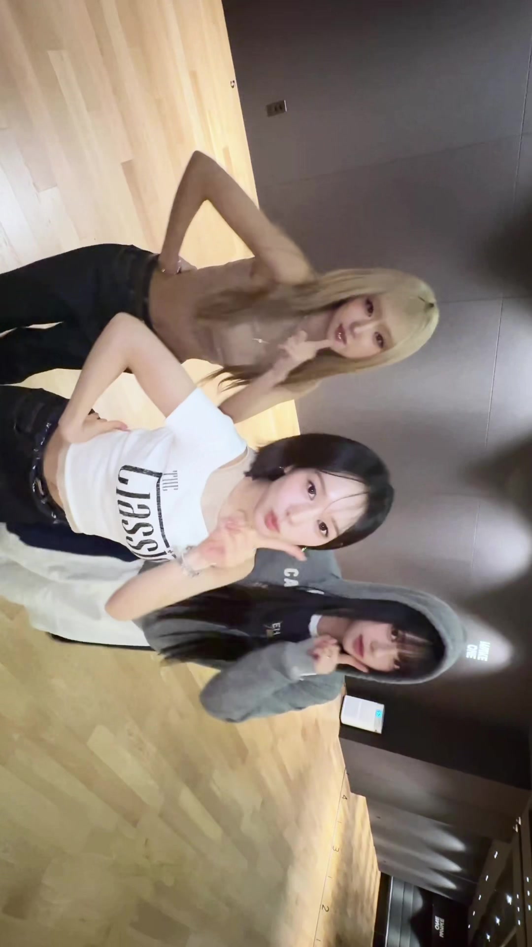 @izna (이즈나)
