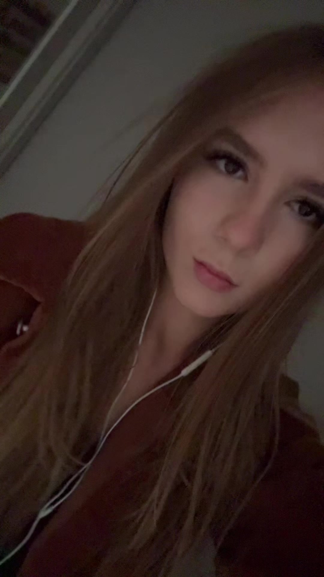@алиса