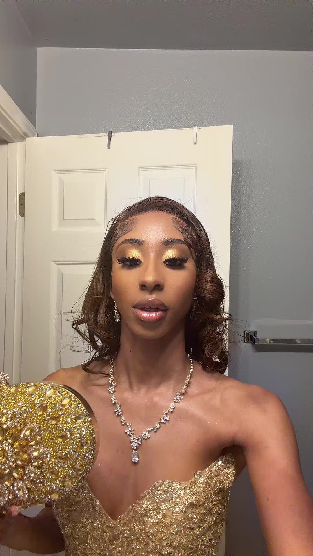 @jaisopetitee