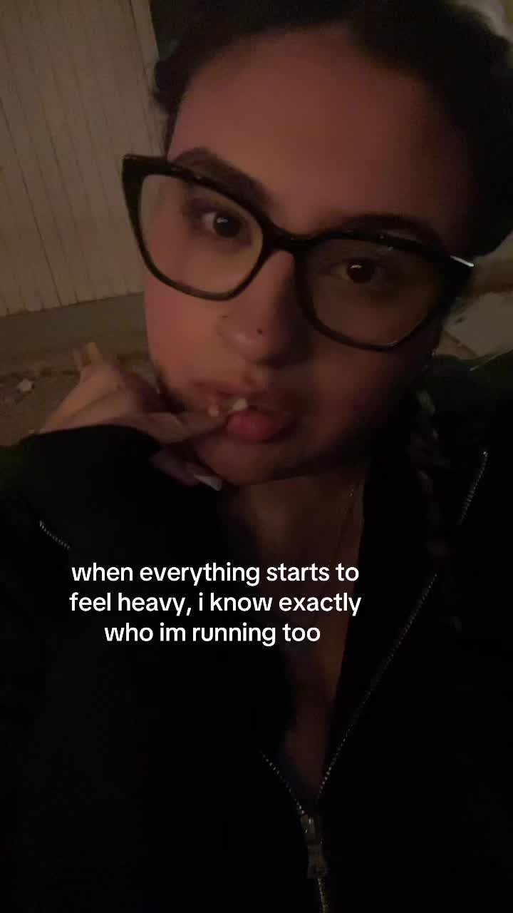 @️