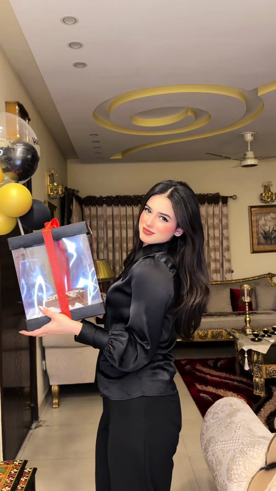 @Alina Amir