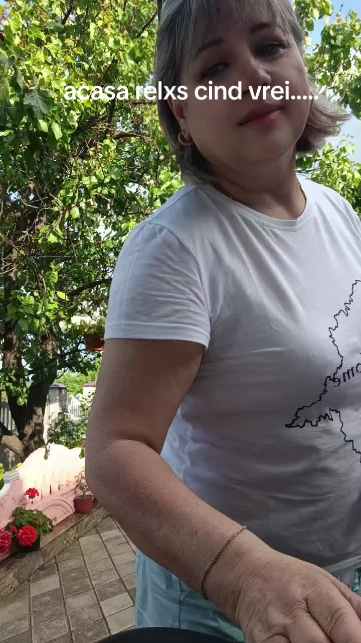 @Ana
