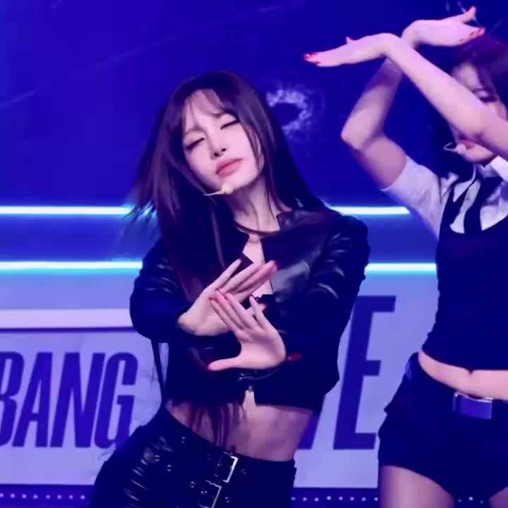 @✿