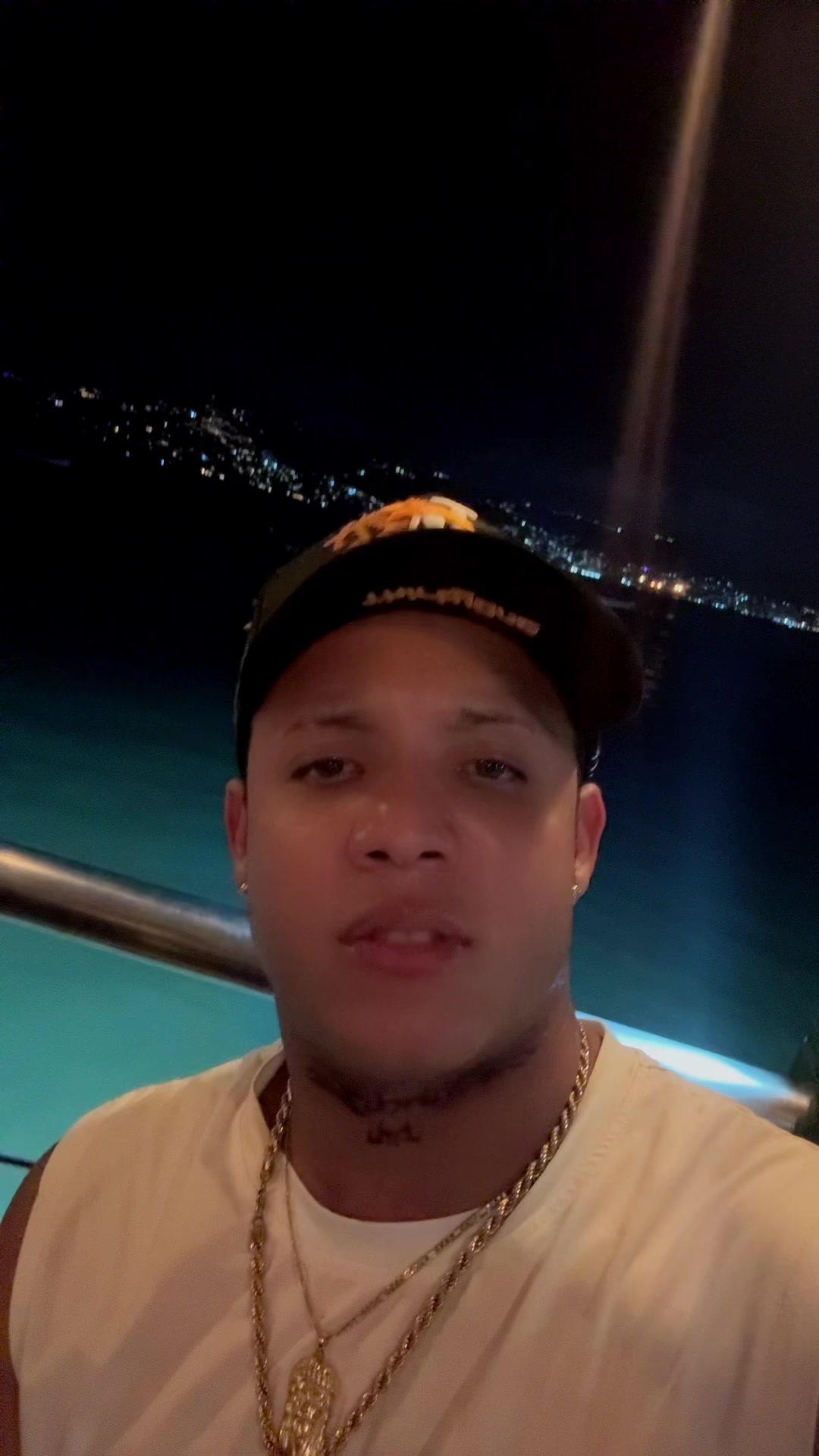 @Cristian EL PADRINO 👑