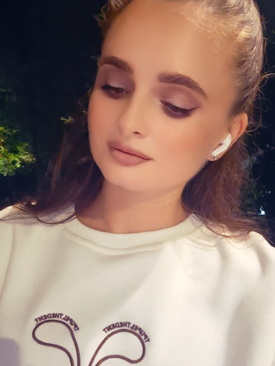 @Юлия