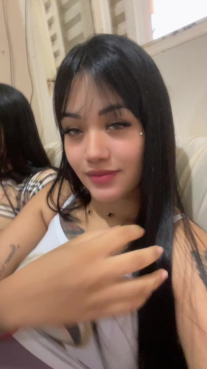 @__karolayne
