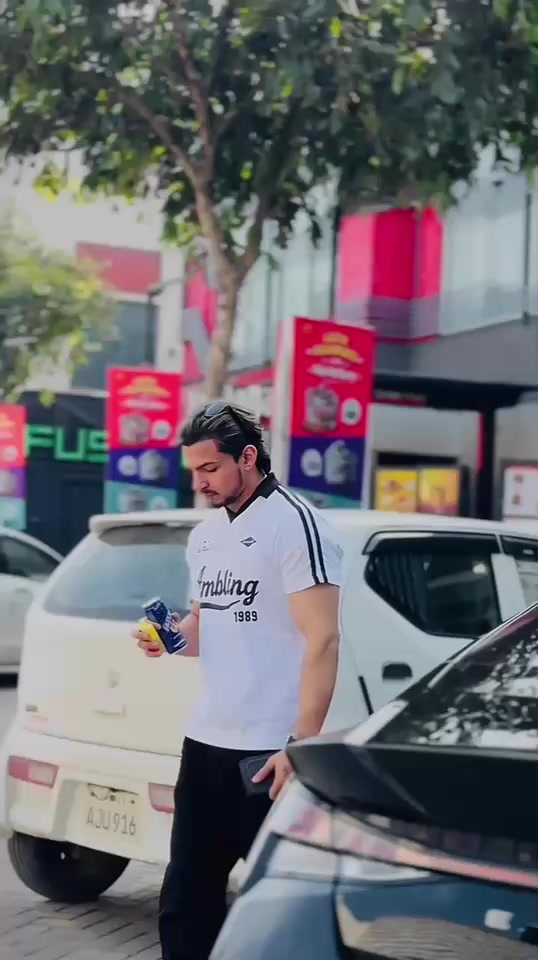 @𝐑𝐨𝐦𝐞𝐨_0👑