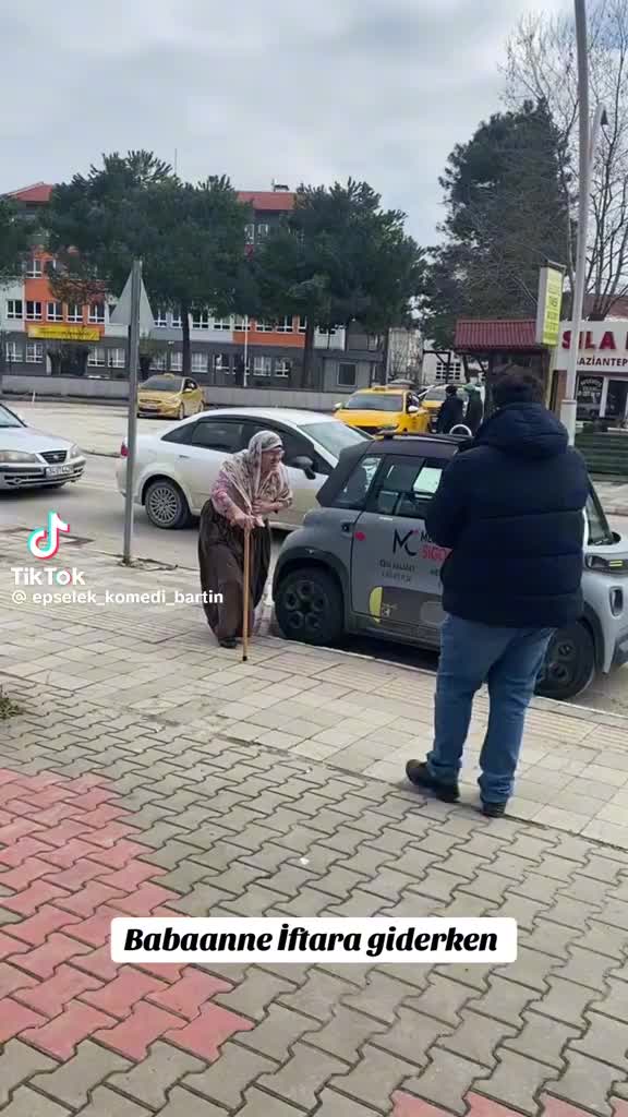 @_Komedi_Bartın oyuncusu