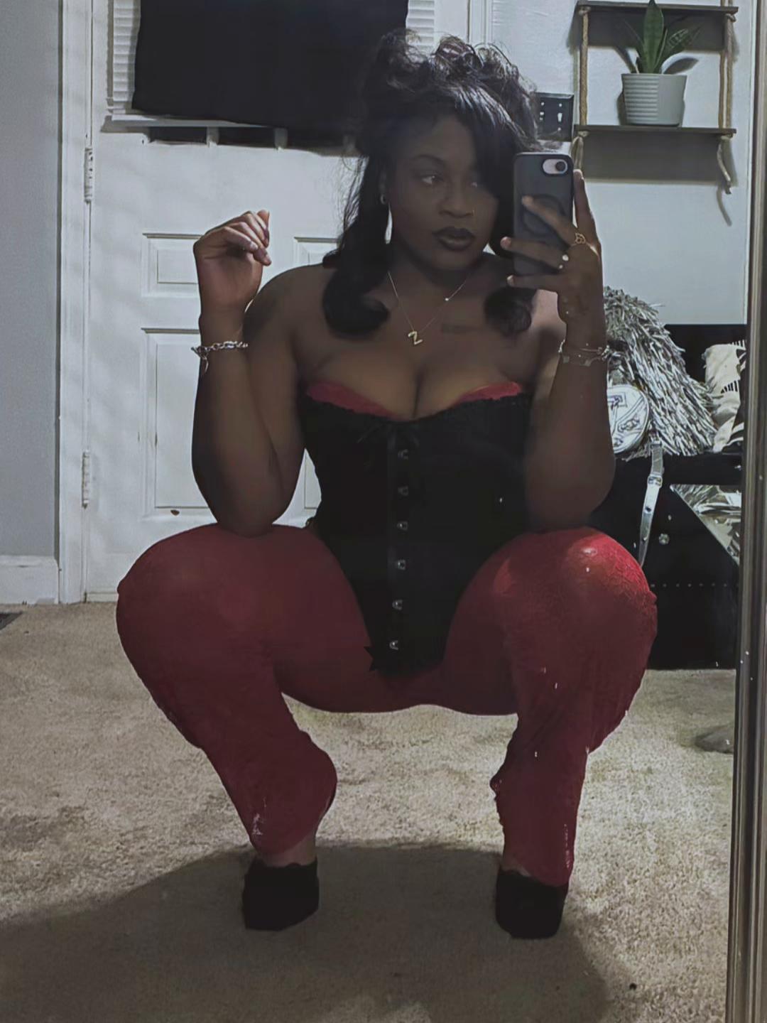 @queeenzsa