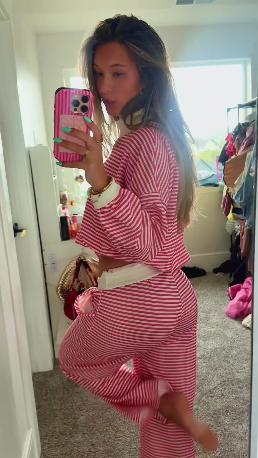 @makennaaa ๐