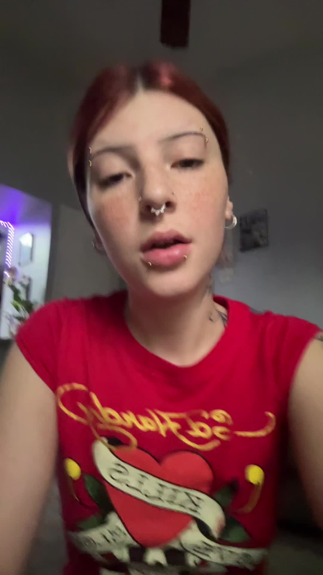 @️G