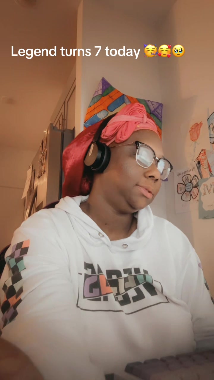 @RedBonnetchroniclesUncut