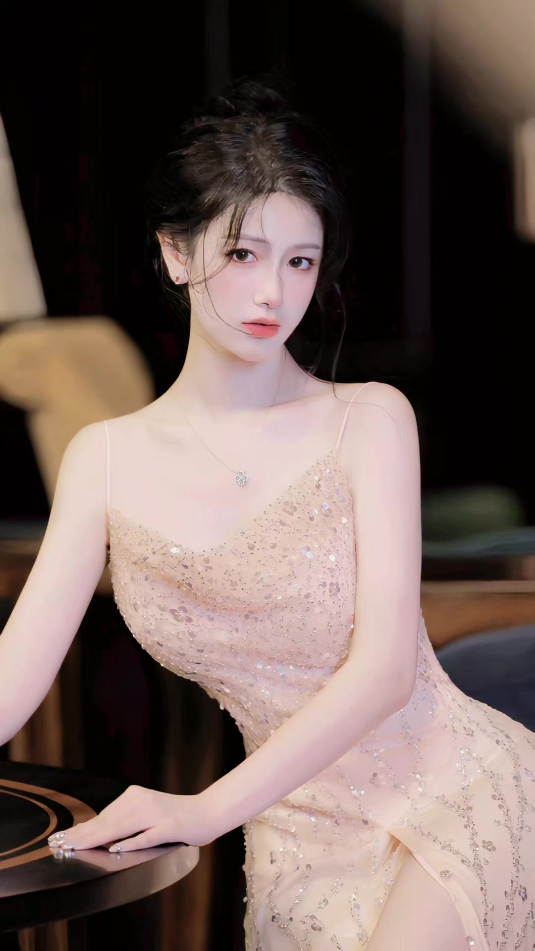 @Xinh Motion