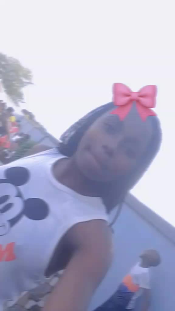 @pretty girl✨🎀🤍🤎