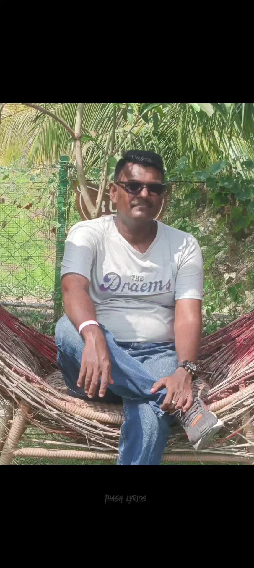 @Elias Paul