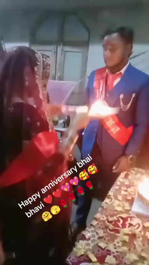 @❣️Nidhi ❣️