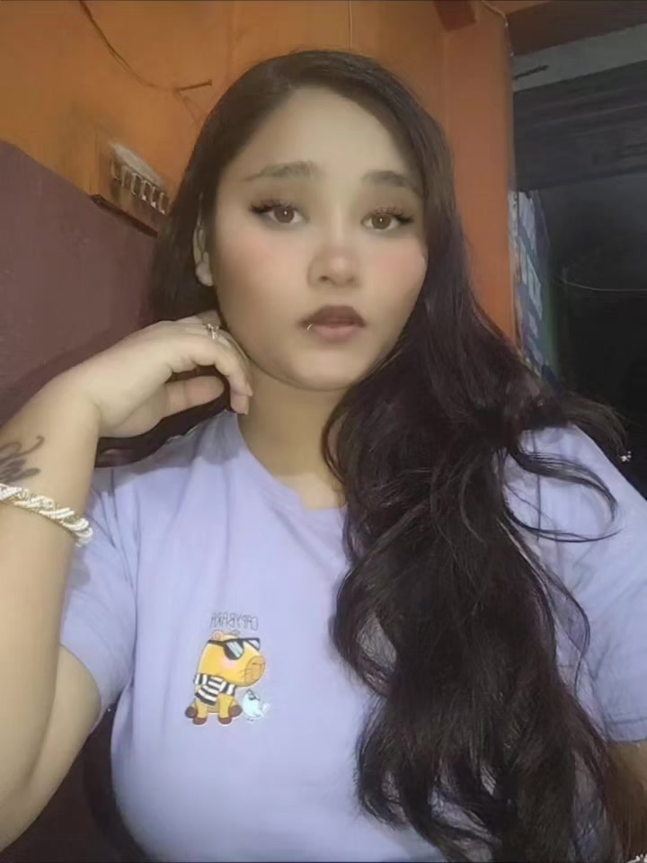 @Diwasha💫