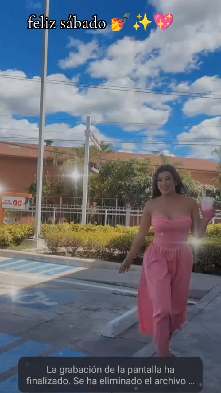 @..🇭🇳 Laura 👑🐈.