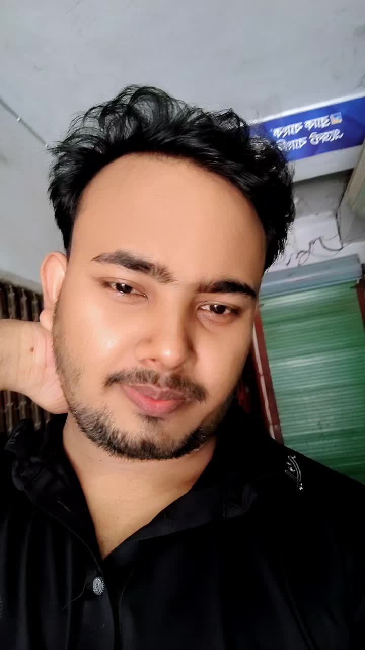 @🇧🇩 𝙍𝙖𝙝𝙪𝙡'🤍